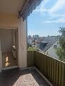 Foto - Stilvolle, gepflegte 3-Zimmer-Wohnung mit Loggia und Einbauküche