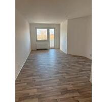 Renovierte 2- Zimmer Wohnung mit Balkon - Neubrandenburg