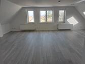 Foto - Lichtdurchflutete 3-Raumwohnung im Dachgeschoss