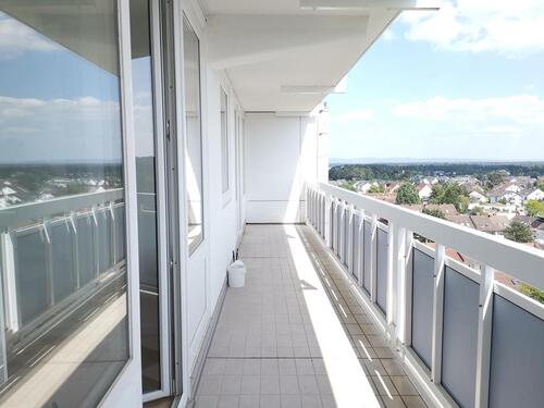 Foto - Moderne und helle 3-Zimmer-Wohnung mit großem Panorama-Balkon (Süd) in Heusenstamm