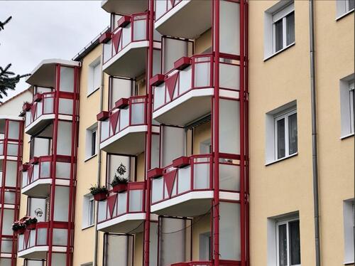 Foto - Helle 3-Raum-Wohnung mit Balkon, Stellplatz & Blick über Rochlitz