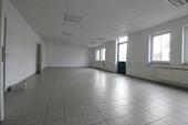 Foto - Großzügige Gewerbeeinheit in 1. Etage mit Aufzug!