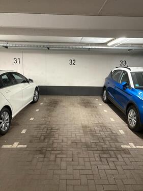 Foto - Tiefgaragenstellplatz fußläufig zur S-Bahn Poppenbüttel & AEZ