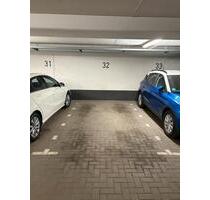 Tiefgaragenstellplatz fußläufig zur S-Bahn Poppenbüttel & AEZ - Hamburg Wandsbek