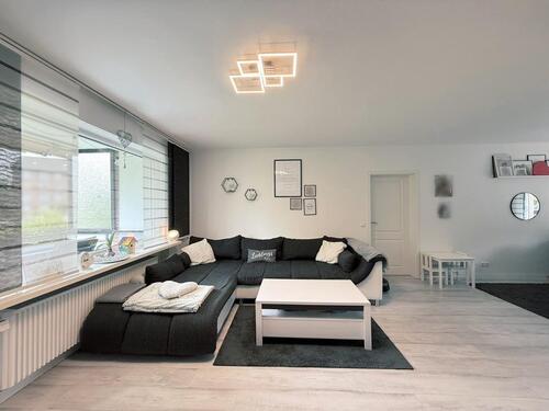 Foto - Moderne 3-Zimmer Wohnung mit großem Süd-Balkon und Stellplatz