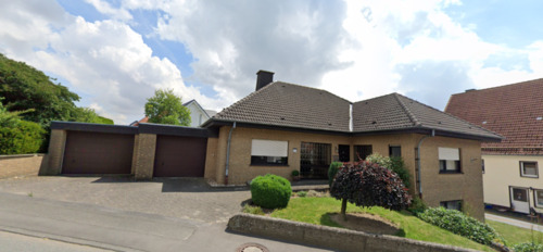 Foto - Bungalow mit Einliegerwohnung in ruhiger Wohnlage