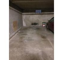 Tiefgaragenstellplatz in Köln-Weiden zu vermieten (privat)