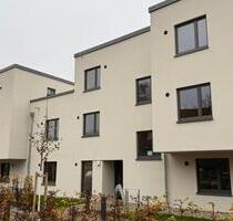 Tolle Neubauwohnung mit Südbalkon in Stellingen nähe Tierpark - Hamburg