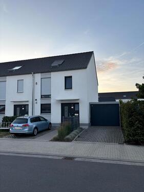 Foto - Familienfreundliches Einfamilienhaus (2021) 130m², 5,5 Zimmer