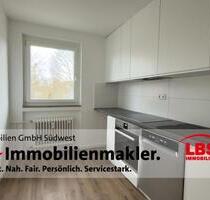 Wohnen in Überlingen a. See - kernsanierte Wohnung mit Balkon und Einbauküche
