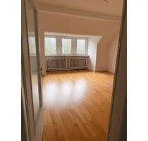 2 Zimmer Wohnung zu vermieten - 500,00&nbsp;EUR Kaltmiete, ca.&nbsp; 50,00&nbsp;m&sup2; in Essen (PLZ: 45136) Stadtbezirk II