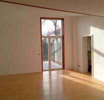 Helle 2,5-Zimmer-Loftwohnung mit 83 m², Terrasse & Stellplatz - Neustadt an der Aisch