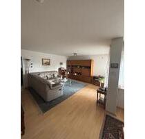 Großzügige Wohnung mit knapp 100 m² und Balkon - Rosengarten
