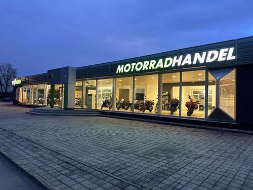 Foto - Gewerbefläche mit Ausstellungsfläche Büroräume Werkstatt