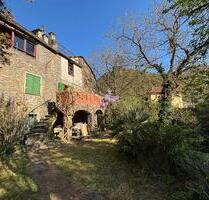 Charmantes, großzügiges Haus mit Garten in Ligurien - Winnweiler