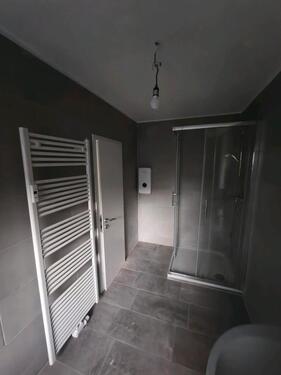 Foto - 3 Zimmer Wohnung Mit zusätzlicher Wohneinheit und Balkon