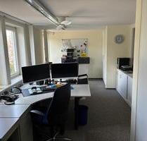 Helle, freundliche Büroräume in Celle-Neuenhäusen