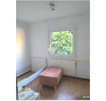 ZIMMER IN WG ZU VERMIETEN. - 400,00&nbsp;EUR Kaltmiete, ca.&nbsp; 67,00&nbsp;m&sup2; in Kupferzell (PLZ: 74635)