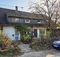 Freistehendes Mehrparteienhaus mit Wintergarten u. großem Garten - Wiehl