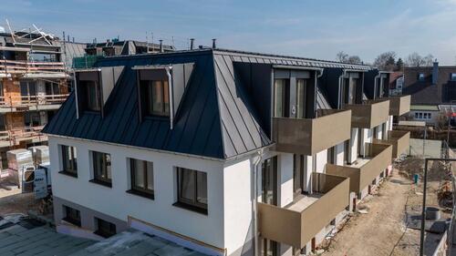 Foto - Große und helle Neubau 4-Zimmer Erdgeschosswohnung mit EBK, Terrasse und Garten (Whg. 3)