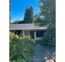 Einfamilienhaus in Mayen. Sanierungsbedürftig mit Garten.