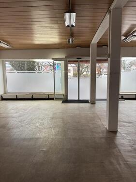 Foto - Ruhige Gewerbefläche 