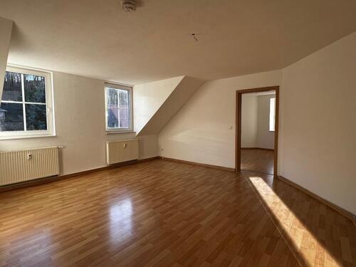 Foto - Helle, renovierte 3-Raum-Dachgeschosswohnung in Döbeln – sofort bezugsfrei!