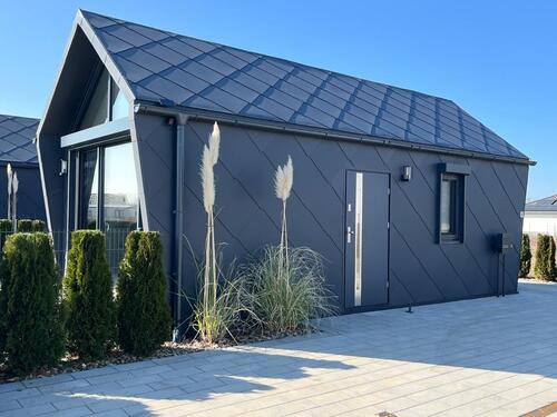 Foto - „Tiny Oskar“ Ferienhaus am See Wochenendurlaub Freitag - Sonntag Sauna Löbnitz bei Sachsen