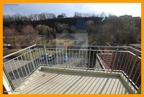 Foto - 2 Raum DG-Wohnung mit Balkon und Blick ins Grüne. Bad mit Wanne! In Weida!