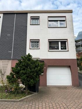 Foto - Schöne Doppelhaushälfte mit Garten in zentraler Remscheider Lage