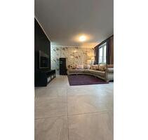 Moderne, voll möblierte Wohnung in Ratingen Mitte 1A-Lage.