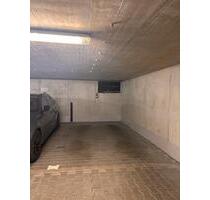 Tiefgaragenstellplatz in Augsburg ab November zu vermieten