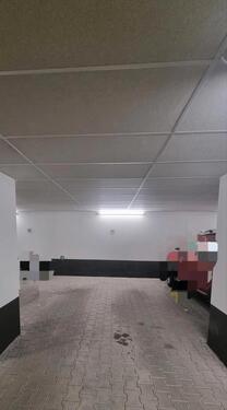 Foto - Tiefgaragenstellplatz zu vermieten