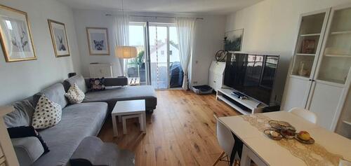 Foto - Möblierte, kernsanierte Wohnung in Top-Lage nahe Einkaufzentrum