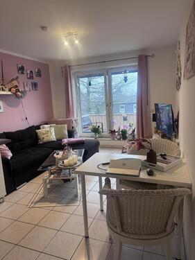 Foto - 2-Zimmer-Wohnung (35 m²) in Essen-Delwig -teilmöbliert ab 01.05.