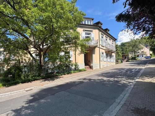 Foto - 181 m² Erdgeschosswohnung mit eigenem Eingang in bester Lage von