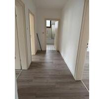 Frisch sanierte 2-Zimmer-Wohnung in Siegen mit EBK – ab sofort