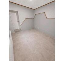 Modern renovierte EG-Wohnung mit eigenem Eingang in Breidenstein - Biedenkopf
