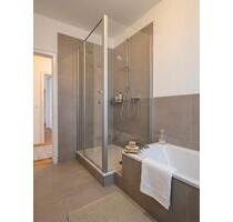 Sanierte 4 Zimmer Whg. in Top Lage mit Terrasse in Kamp-Lintfort