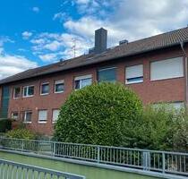 Eigentumswohnung ,4 ZI, 2 Stellplätze -Provisionsfrei RESERVIERT - Neuss Allerheiligen