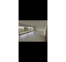 3 Zimmer Wohnung mit Balkon , garage und Fußboden Heizung - Lüdenscheid Othlinghausen