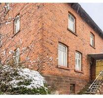 Büro, Lager in einem sanierungsbedürftigen Haus zu vermieten - Eschershausen