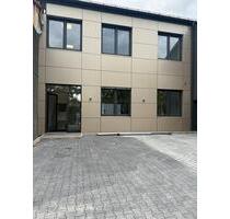 Büroetage oder Gewerbefläche - 880,00&nbsp;EUR Kaltmiete, ca.&nbsp; 11,00&nbsp;m&sup2; in Möhrendorf (PLZ: 91096)