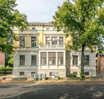 Büro- und Praxisimmobilie mit Stuck und Wintergarten in zentraler Lage - Potsdam