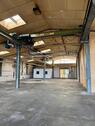 Foto - Halle, Garage, Fläche, Freifläche
