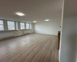 3 Zimmer Wohnung Kernsaniert - 1.000,00&nbsp;EUR Kaltmiete, ca.&nbsp; 95,00&nbsp;m&sup2; in Freudenberg (PLZ: 97896)