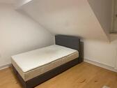 Foto - 2 Zimmer Dachgeschoßwohnung zur Miete in Mönchengladbach