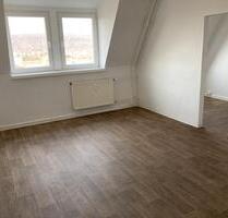 Familienparadies: Modernes Bad, zentrale Lage und Bildung direkt vor Ort. - Gera