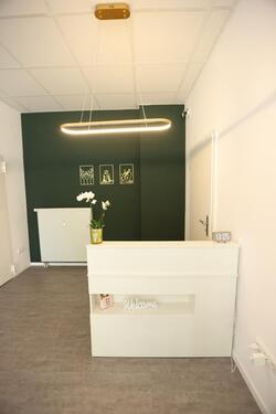 Foto - Kosmetikstudio Ladenfläche in Maxvorstadt – EG mit 2 großen Sch