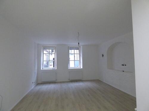 Foto - 2 Zimmer Wohnung - 530,00&nbsp;EUR Kaltmiete, ca.&nbsp; 80,00&nbsp;m&sup2;